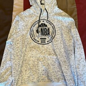 NBA Basketball Athletic Hoodie in White, Size XL